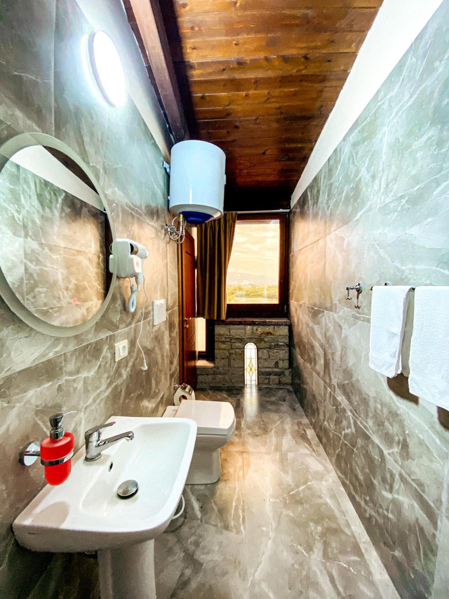 Hotel Iliria Shkodër Habitación foto